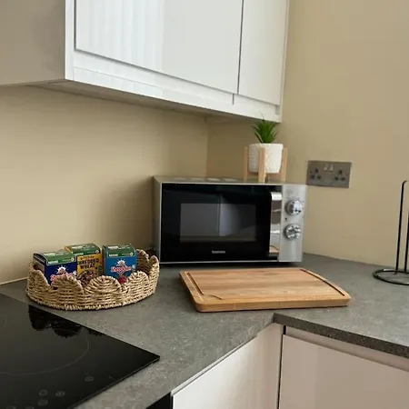Hs2 & Nec Ideal Location Holiday home